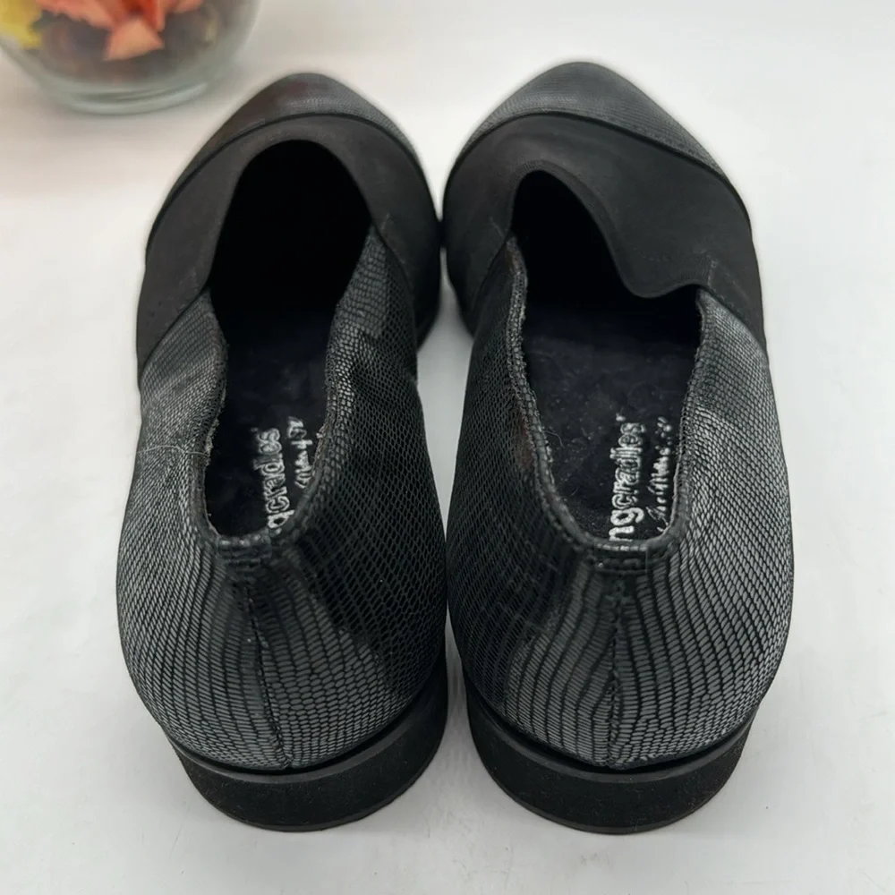 Walking Cradles Black Slip On Loafers Size 8 BLO6501F - Picture 3 of 6
